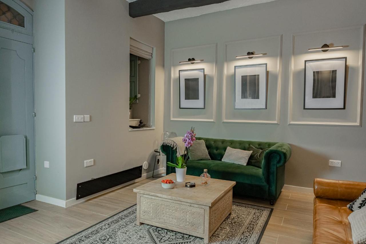 Luxury 2Bdr In The Heart Of Valletta! Tv And Wifi Luaran gambar